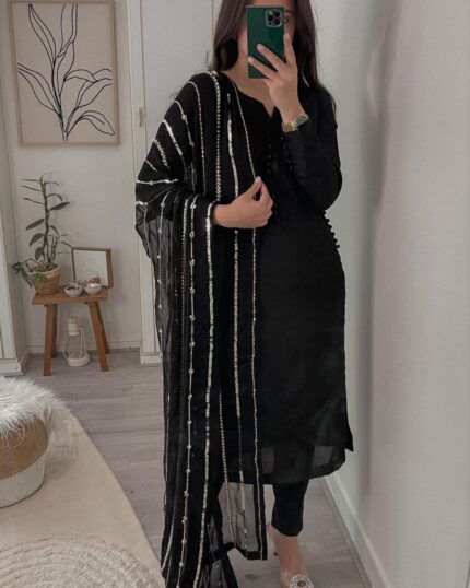 Casual Black Faux Georgette Embroidery Work Pant Suit With Dupatta
