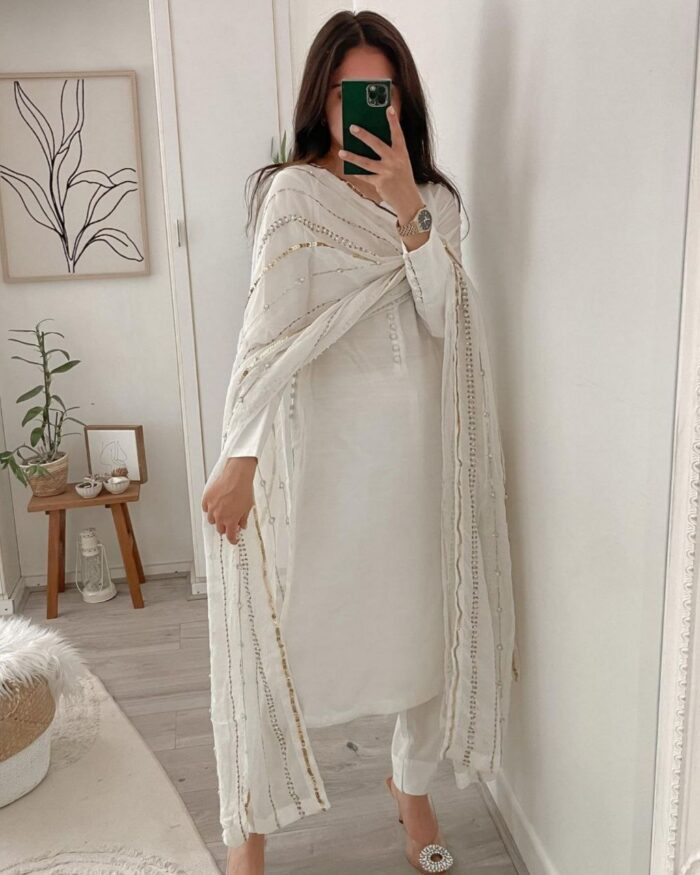 Casual White Faux Georgette Embroidery Work Pant Suit With Dupatta